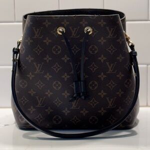 Authentic LOUIS VUITTON Monogram Neonoe MM Black